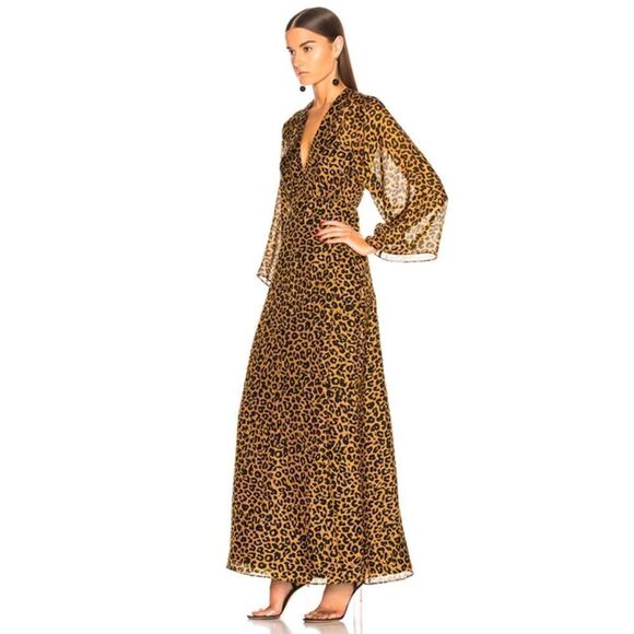 Michelle Mason 100% silk Long sleeve Plunge Gown - Picture 5 of 14